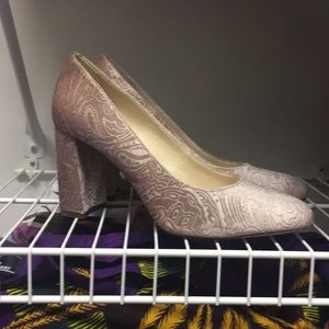 Nine West blush velvet pumps